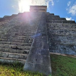 Meet your Posher, Max